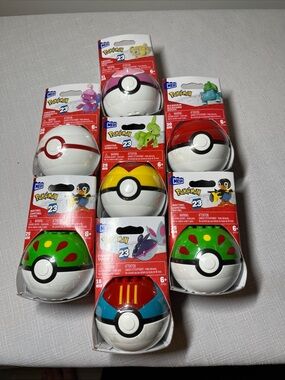 MEGA Pokémon Poké Balls - new
PERFECT GIFTS
Collectible